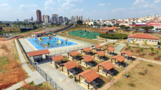 Parque em Indaiatuba tem área aquática gratuita e exige agendamento de vagas