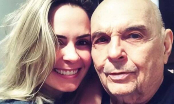 Pai de Ana Paula Renault é enterrado após morte aos 96 anos