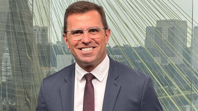 Fora do ar desde a saída da emissora, Bocardi negocia um possível retorno à TV, desta vez pelo SBT