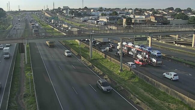 Já na Rodovia Anhanguera, a opção de desvio ocorre pela Rodovia dos Bandeirantes