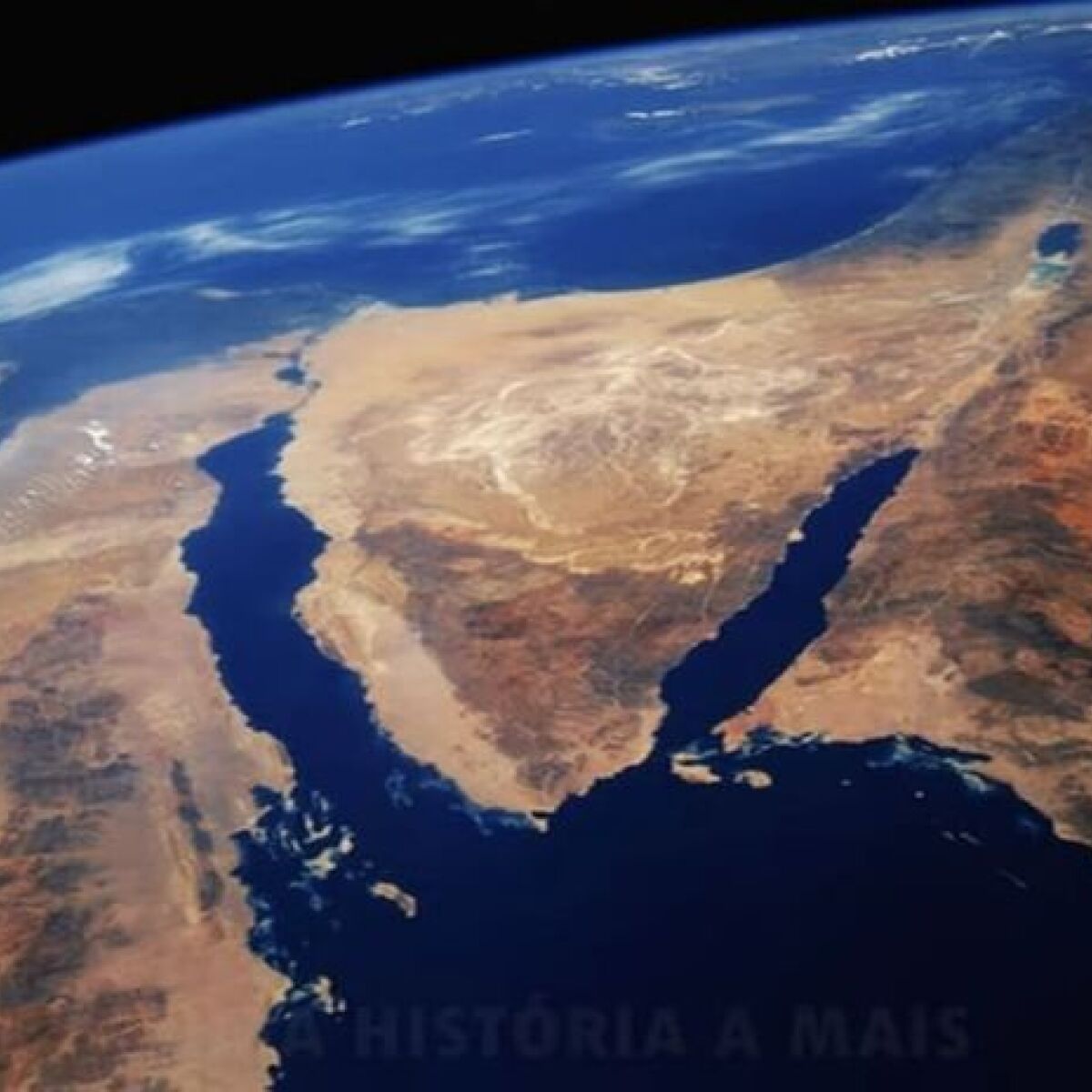 Cientistas de Oxford confirmam que uma falha profunda na Zâmbia está conectada diretamente ao manto da Terra. Reprodução/Youtube