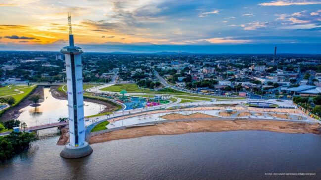 Vista aérea de Boa Vista revela o traçado urbano planejado da capital