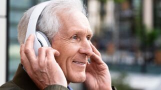 Pesquisadores testam tratamento revolucionário contra o Alzheimer