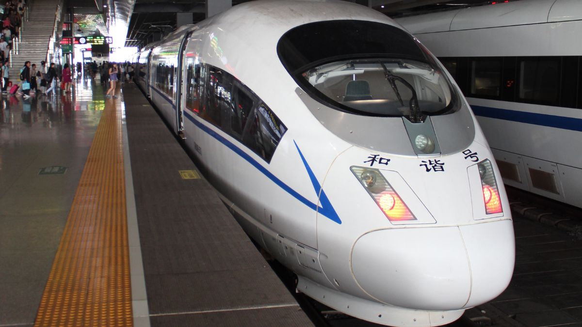 Trem-bala sob o mar promete revolucionar o transporte e transformar 8 horas em 40 minutos