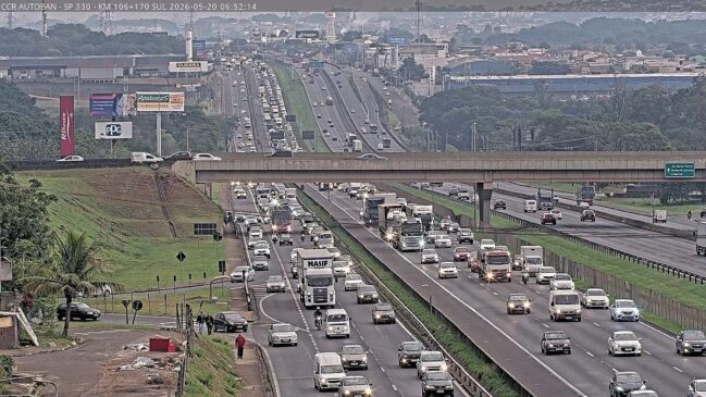 Reflexo do excesso de veículos na Rodovia Anhanguera; principais acessos à capital estão saturados