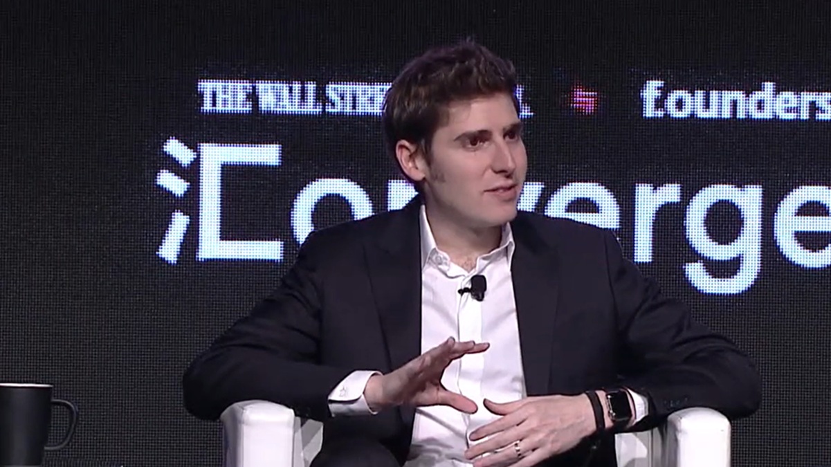 Eduardo Saverin hoje mora em Singapura