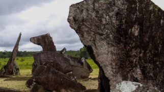 Parque Arqueológico do Solstício abriga um impressionante círculo de pedras construído por antigas civilizações indígenas