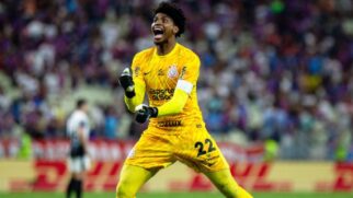 Timão pode perder Hugo Souza, que teria um acordo semelhante ao de Yuri para deixar a equipe no meio do ano
