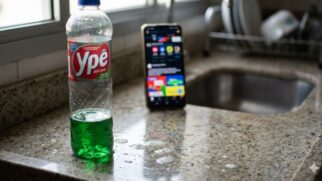 Suspensão de lotes pela Anvisa de produtos da marca Ypê vira centro de debate ideológico e campanhas de boicote nas redes sociais