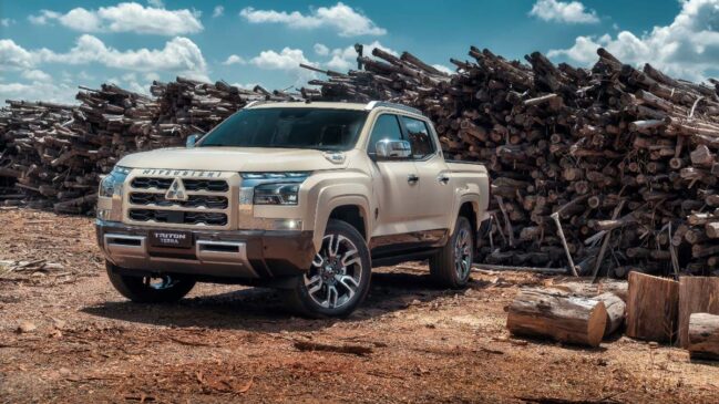 Terra é equipada com o motor a diesel 4N16 Super High Power de dupla turbina e 2,4 litros, que rende 205 cavalos de potência e 47,9 kgfm de torque