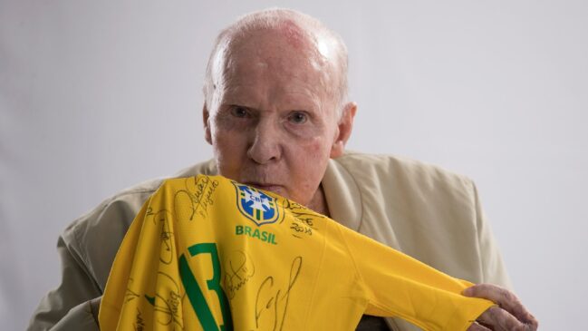 Velho Lobo é o único a dirigir a equipe em três edições diferentes