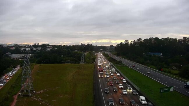 Alto volume de veículos atrasa chegada à Capital após o feriado do dia do trabalhador