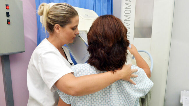 Com o novo prestador, a rede municipal passou a realizar 3.952 procedimentos por mês, considerando também as parcerias com o Ambulatório Médico de Especialidades (AME), Hospital Pio XII e Tomoserv