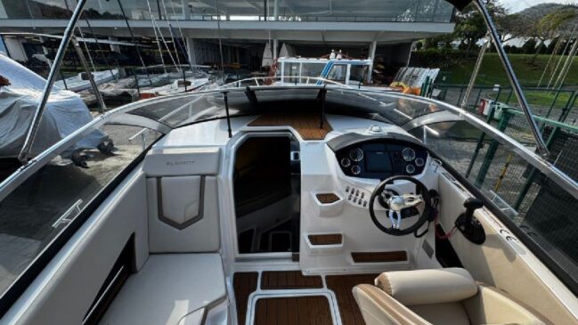 Primeiro leilão acontece no dia 19 de maio, às 14h30, com a oferta de uma lancha FS Yachts modelo FS-265