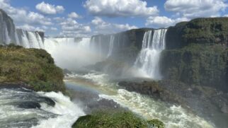 Parque Nacional do Iguaçu aparece com mais de 2,2 milhões de visitantes atraídos pelas Cataratas do Iguaçu e pelos passeios de aventura na região