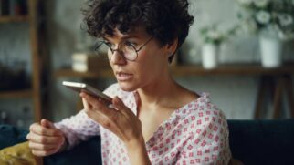 O problema é que muitas pessoas desejam crescer sem atravessar a etapa do aprendizado. Querem os resultados da experiência sem aceitar o desconforto que a constrói. Foto: Pexels