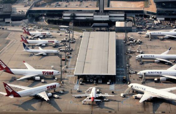 Passageiro foi identificado pela Agência Nacional de Vigilância Sanitária (Anvisa) no aeroporto de Guarulhos, na Grande São Paulo