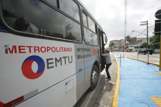 Passageiros da região sudoeste da Grande SP reclamam da qualidade dos ônibus intermunicipais