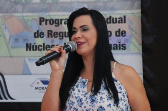 A ex-prefeita, que afirma que não foi notificada, deve entrar com um mandado de segurança