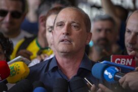 Chefe da Casa Civil, Onyx Lorenzoni diz que governo estuda mudança na classificação