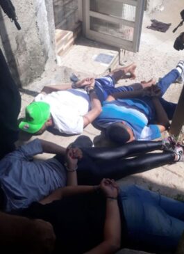 Após o crime, quatro integrantes da quadrilha foram presos em Itapecerica da Serra após uma grande operação policial.