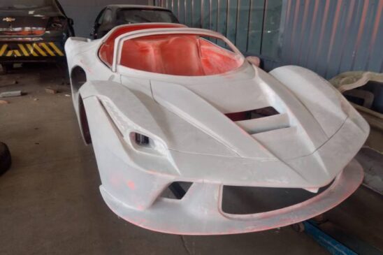 As réplicas da Ferrari e Lamborghini seriam vendidas em média por R$ 180 mil, preço bem abaixo de originais, apontou a polícia