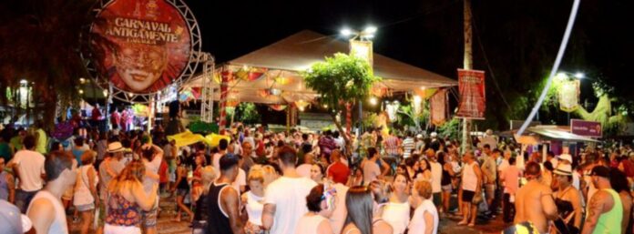 Os abadás custam R$ 20 e podem ser adquiridos na sede do Fundo Social do município