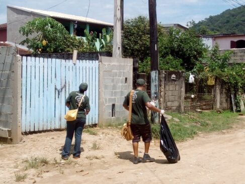 A equipe da Vigilância em Saúde continua as ações de monitoramento dos focos de dengue e de orientação