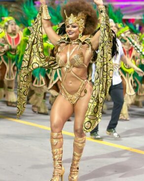Viviane Araujo