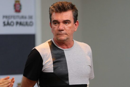 Andrés Sanchez está consciente e conversando normalmente