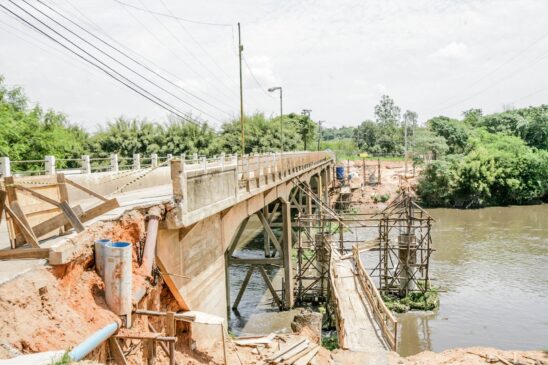 Prefeitura de Porto Feliz está construindo uma nova ponte ao lado da antiga no bairro Jardim Vante
