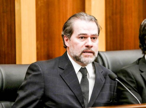Inquérito apurará infrações "em toda a sua dimensão", disse Toffoli