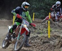 O evento de velocross vai ser realizado neste domingo, das 8h às 17h; neste sábado vai ocorrer o treino oficial dos motociclistas
