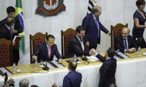 S&Atilde;O PAULO, SP - 15.03.2019: ALESP D&Aacute; POSSE A DEPUTADOS NO ESTADO - O governador Jo&atilde;o Doria acompanha ao lado do depuado eleito Cau&ecirc; Macris (PSDB), a posse da nova legislatura na Assembl&eacute;ia Legislativa de S&atilde;o Paulo