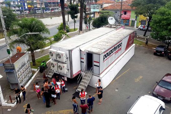 Na unidade do Poupatempo Móvel os cidadãos podem solicitar documentos como RG, segunda via de contas e outros serviços