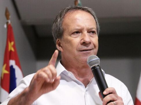 Edson Aparecido dos Santos foi exonerado pelo prefeito para que pudesse assumir seu posto como vereador na Câmara Municipal
