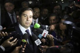 Maia afirmou que o "assunto está encerrado" e que o foco é a retomada da tramitação da reforma