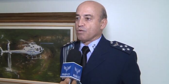 O tenente brigadeiro Ricardo Machado Vieira, foi nomeado para o cargo no Ministério da Educação na sexta-feira