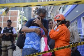 Os bombeiros acreditam que ainda existam 13 desaparecidos nos escombros; familiares das vítimas foram consoladas