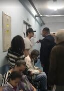 Discussão na UPA Akira Tada, em Taboão, termina em pancadaria; vídeo circula nas redes sociais e segurança foi afastado do cargo