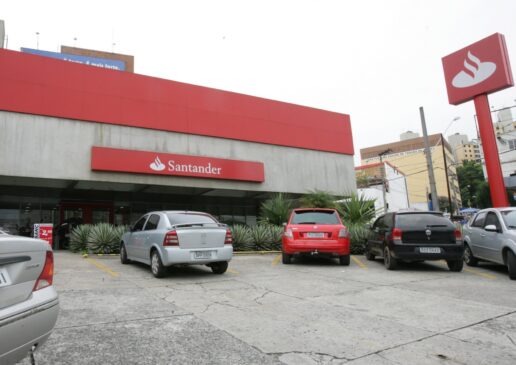 Fachada do banco Santander