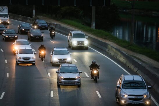 Motociclistas não poderão acessar a pista expressa da marginal no sentido Castello Branco; a mudança deve ocorrer até maio