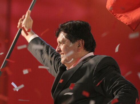 O ex-presidente peruano Alan García deu um tiro na cabeça quando soube que a Justiça havia pedido sua prisão preliminar por dez dias