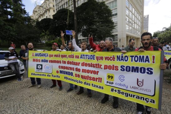 No protesto no centro da Capital, motoristas reivindicaram melhores pagamentos por corrida