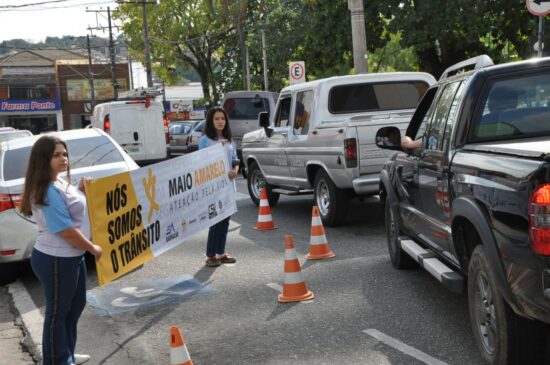 Coordenadoria de Sistema Viário realizou a ação que faz parte da campanha Maio Amarelo, na avenida Dr. Antônio Pires de Almeida