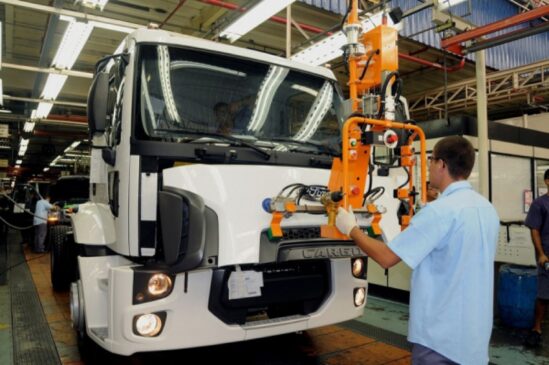 A unidade no ABC emprega cerca de 3 mil pessoas e produz o Fiesta e 3 modelos de caminhões