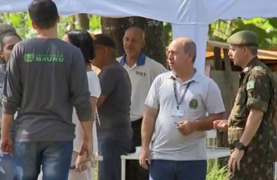 A cidade do interior de São Paulo, conta com a ajuda de militares do Exército, que participam de ações de limpeza em diversos bairros