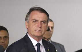 No sábado, Bolsonaro criticou o trabalho da imprensa: 'É o tempo todo assim, é só mentira'