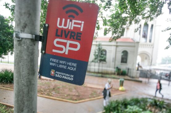 Rede pública de wi-fi chegará também na periferia, onde o sinal de dados do celular não chega