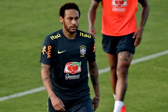 CBF disponibilizou assessoria jurídica à Neymar, acusado de estupro; atacante da seleção nega o crime
